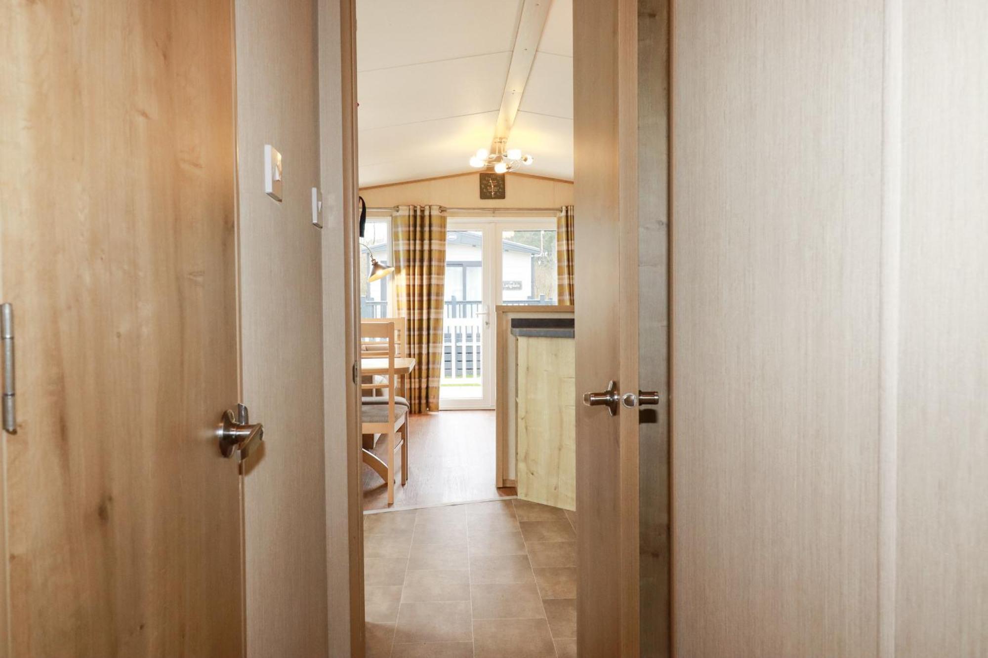 Eden Way 45 Villa Пар Екстериор снимка